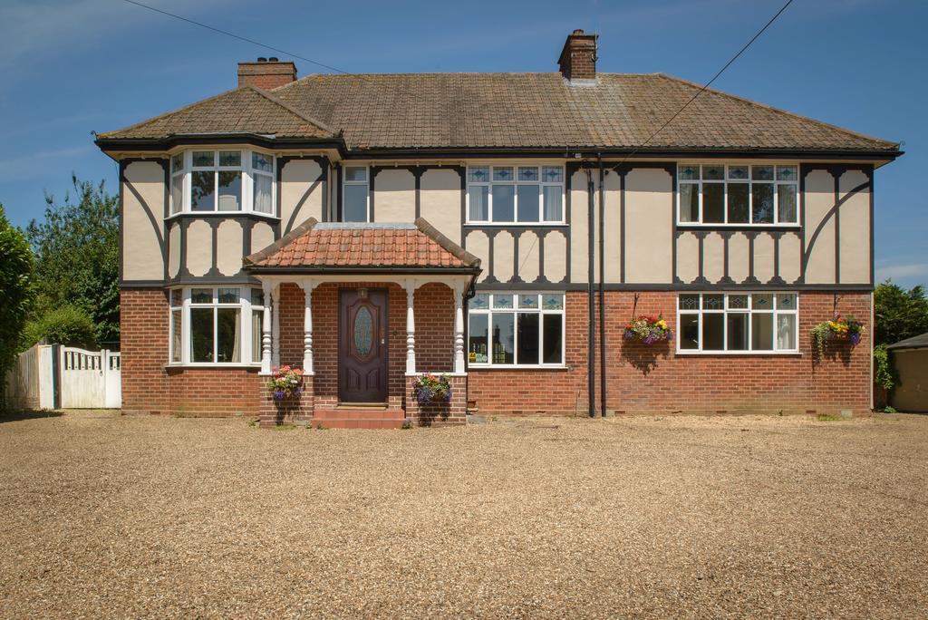 Harwood House B&B Great Dunmow Eksteriør billede